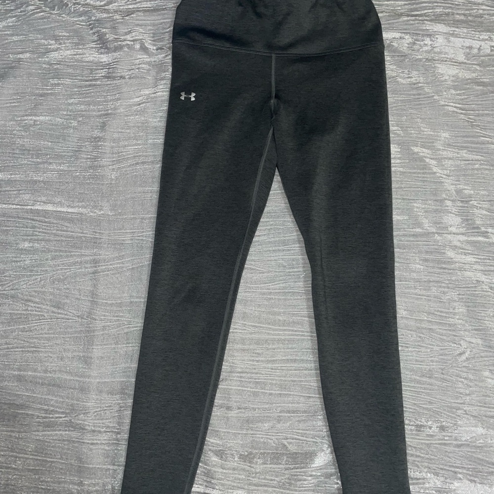 Womens Under Armour cold gear compression Leggings medium heather grey. Running